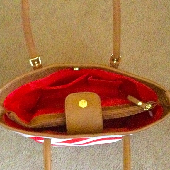 Red/White striped tote with tan faux leather trim - Picture 6 of 7
